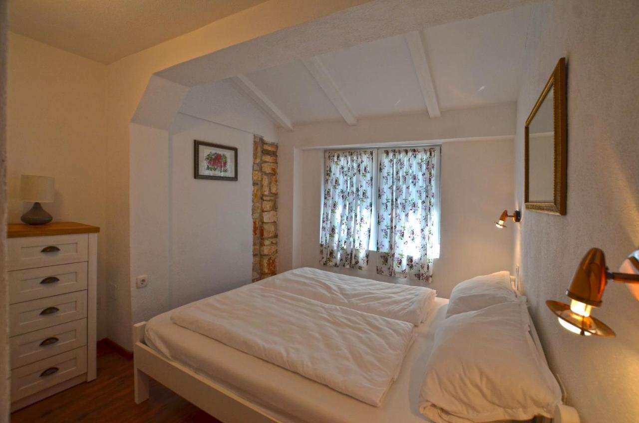 Bavica Apartments ロヴィニ エクステリア 写真