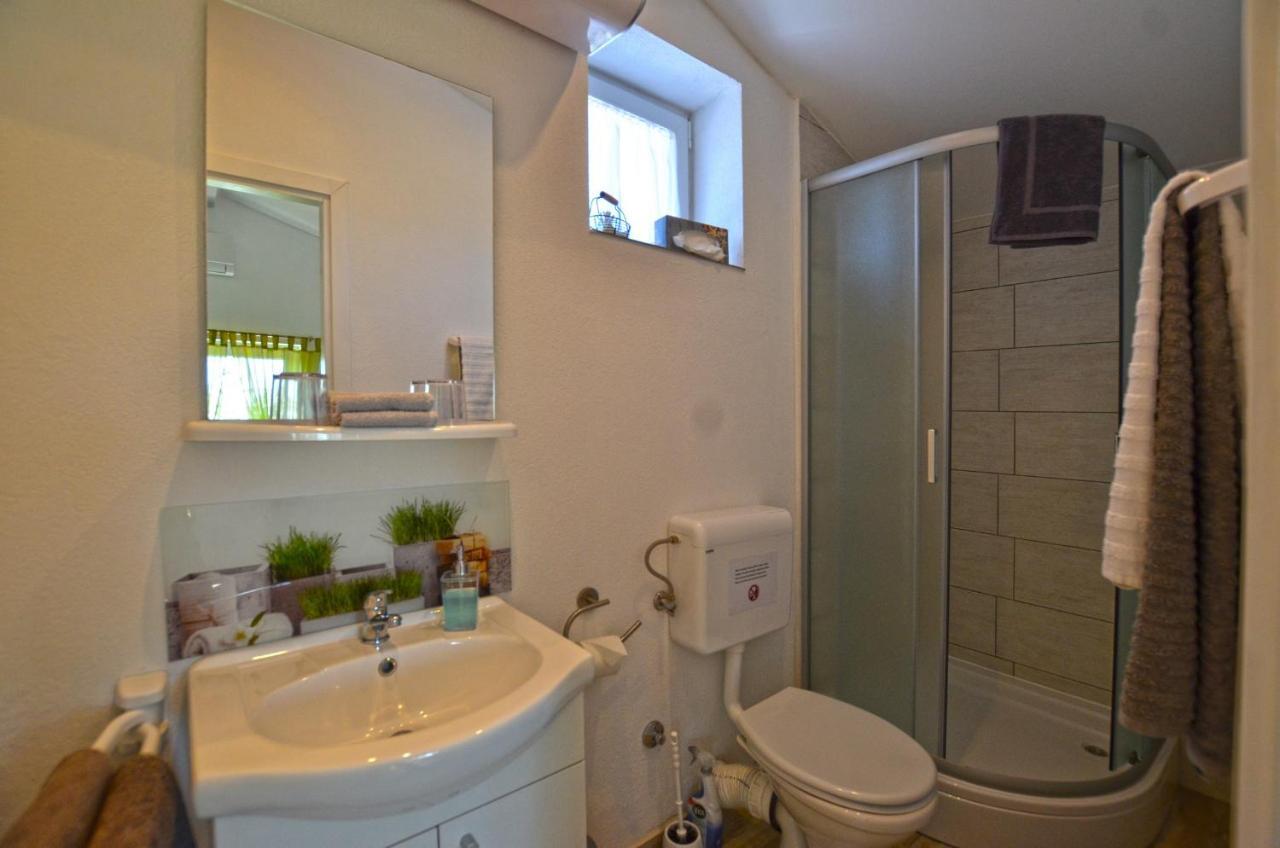 Bavica Apartments ロヴィニ エクステリア 写真